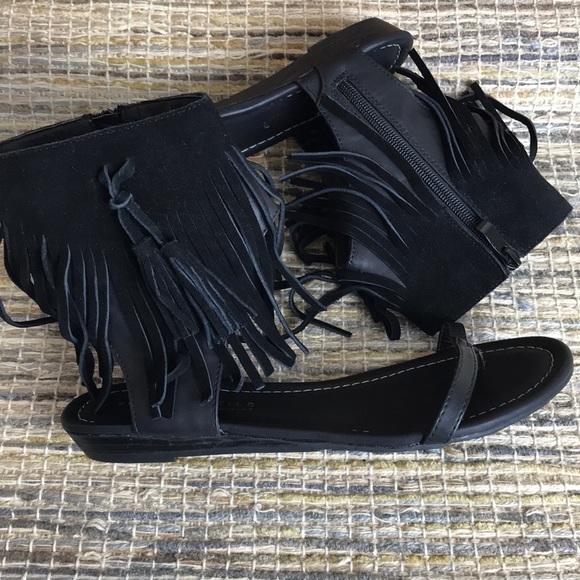 Very Volatile Los Angelas Fringed Sandals Size 10 - Picture 7 of 7